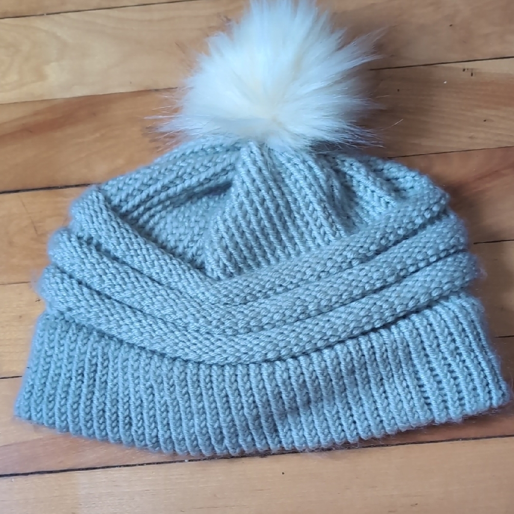 Cozy Handmade  Knit Beanie with Pom Pom - Gray